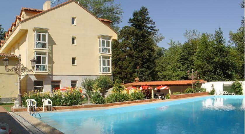 Hotel Balneario De Alceda Bagian luar foto